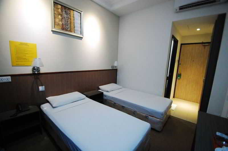 Madras Eminence Hotel Singapore Bagian luar foto
